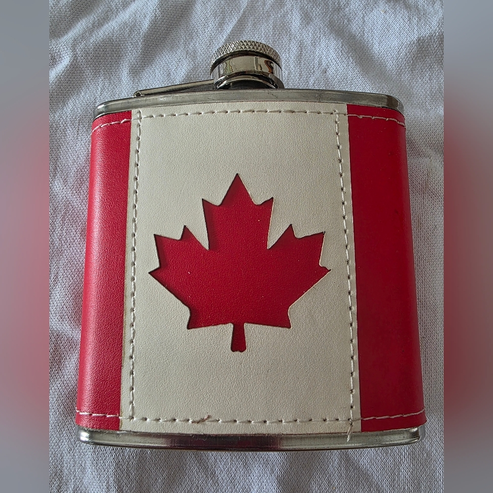 Canada Maple Leaf Red & White Stainles Steel Souvenir Flask